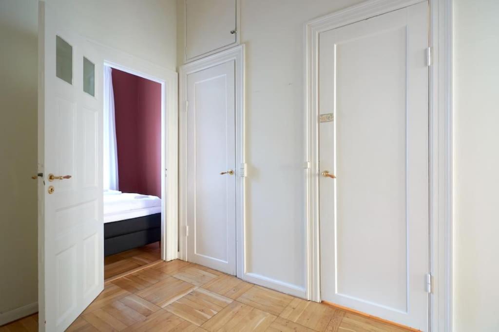 Moderen And Sleek 3Br With Bath By The Lakes And Metro Kopenhaga Zewnętrze zdjęcie
