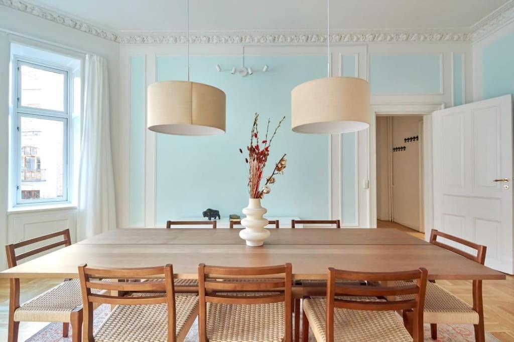 Moderen And Sleek 3Br With Bath By The Lakes And Metro Kopenhaga Zewnętrze zdjęcie