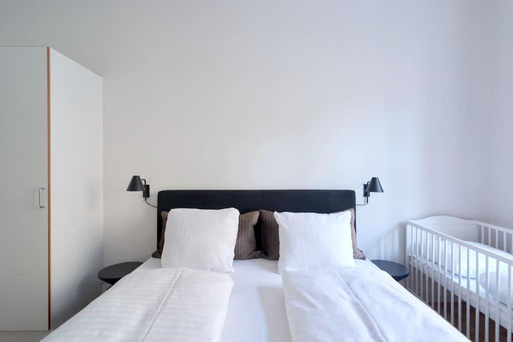Moderen And Sleek 3Br With Bath By The Lakes And Metro Kopenhaga Zewnętrze zdjęcie
